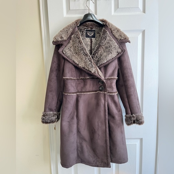 Faux Leather coat - Picture 1 of 4